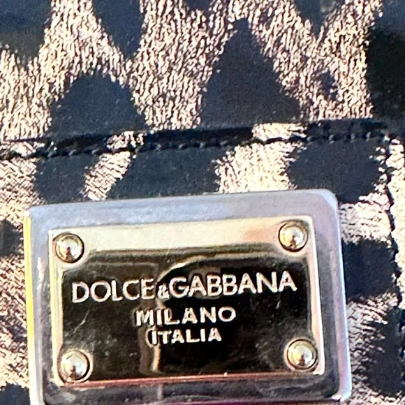 Dolce&Gabbana (Authentic) Leopard Print Patent leather Tote Bag - Picture 3 of 7